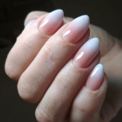 Покриття нігтів гель-лаком